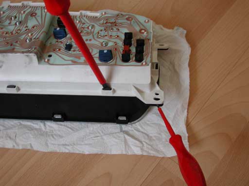 Tachoeinheit zerlegen 1.jpg